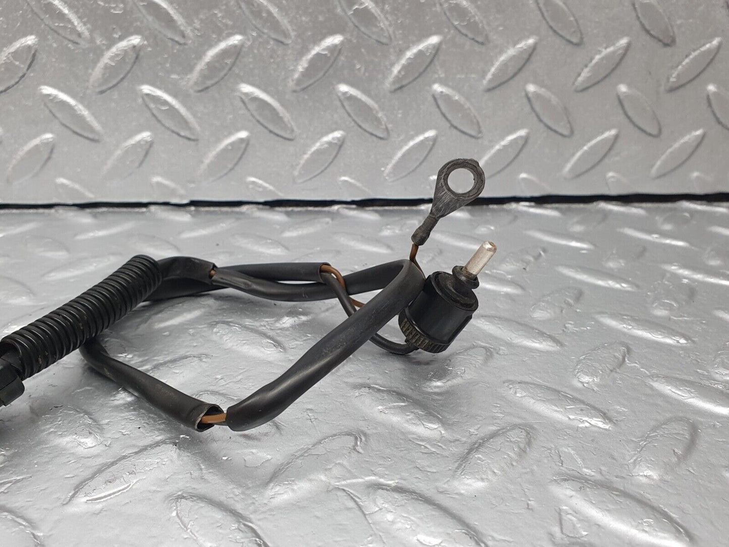 42996 Mercedes-Benz W201 190  Wire Cable Connector 0085450828 0095451428