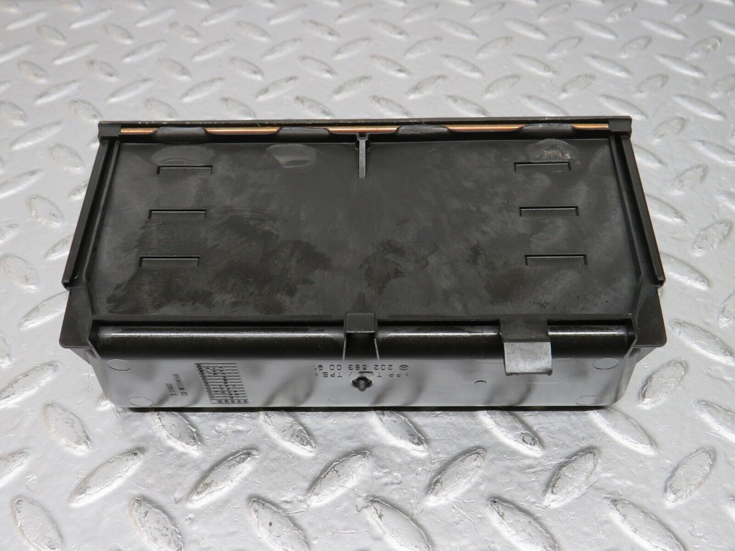 33269 Mercedes-Benz W202 C180 Centre Console Storage Shelf 2026830091