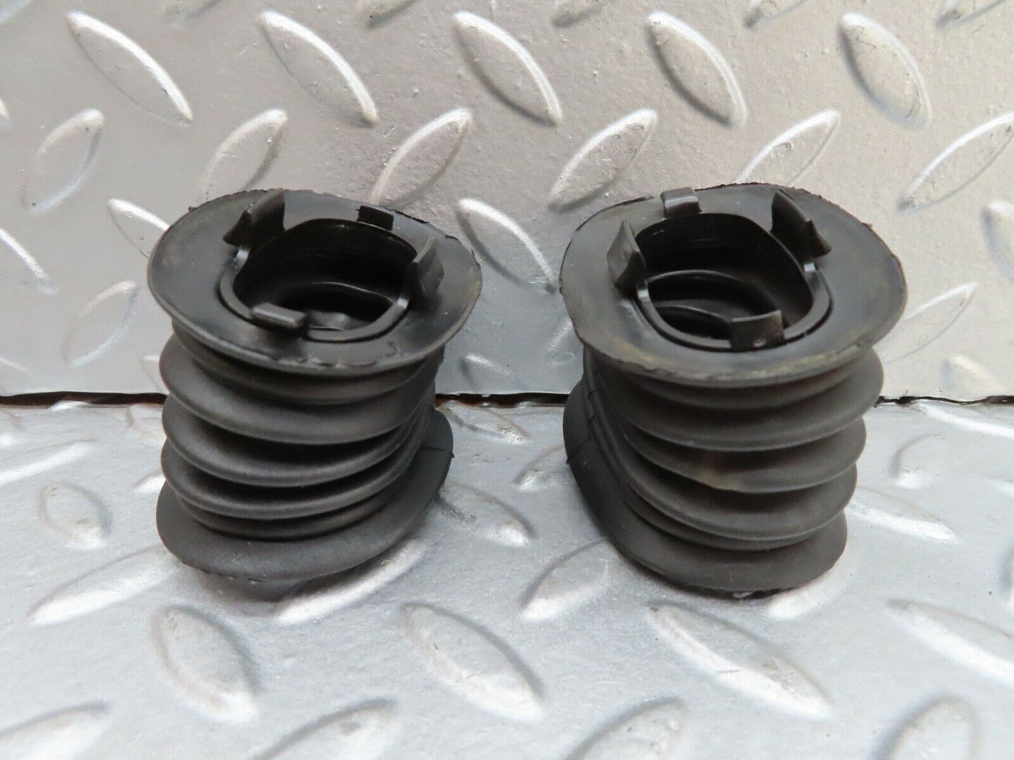 17433 Mercedes-Benz R129 300SL Coupe Front Door Wire Protector Rubber