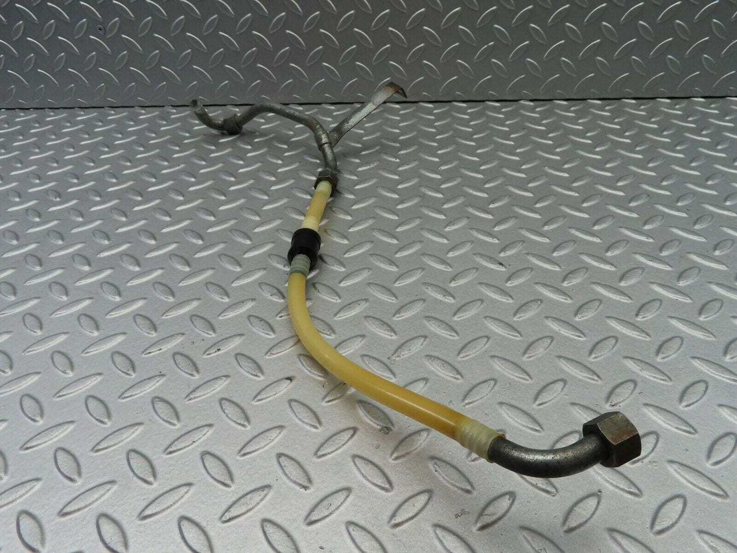 6994 Mercedes-Benz C107 350SLC Coupe Brake Servo Vacuum Pipe