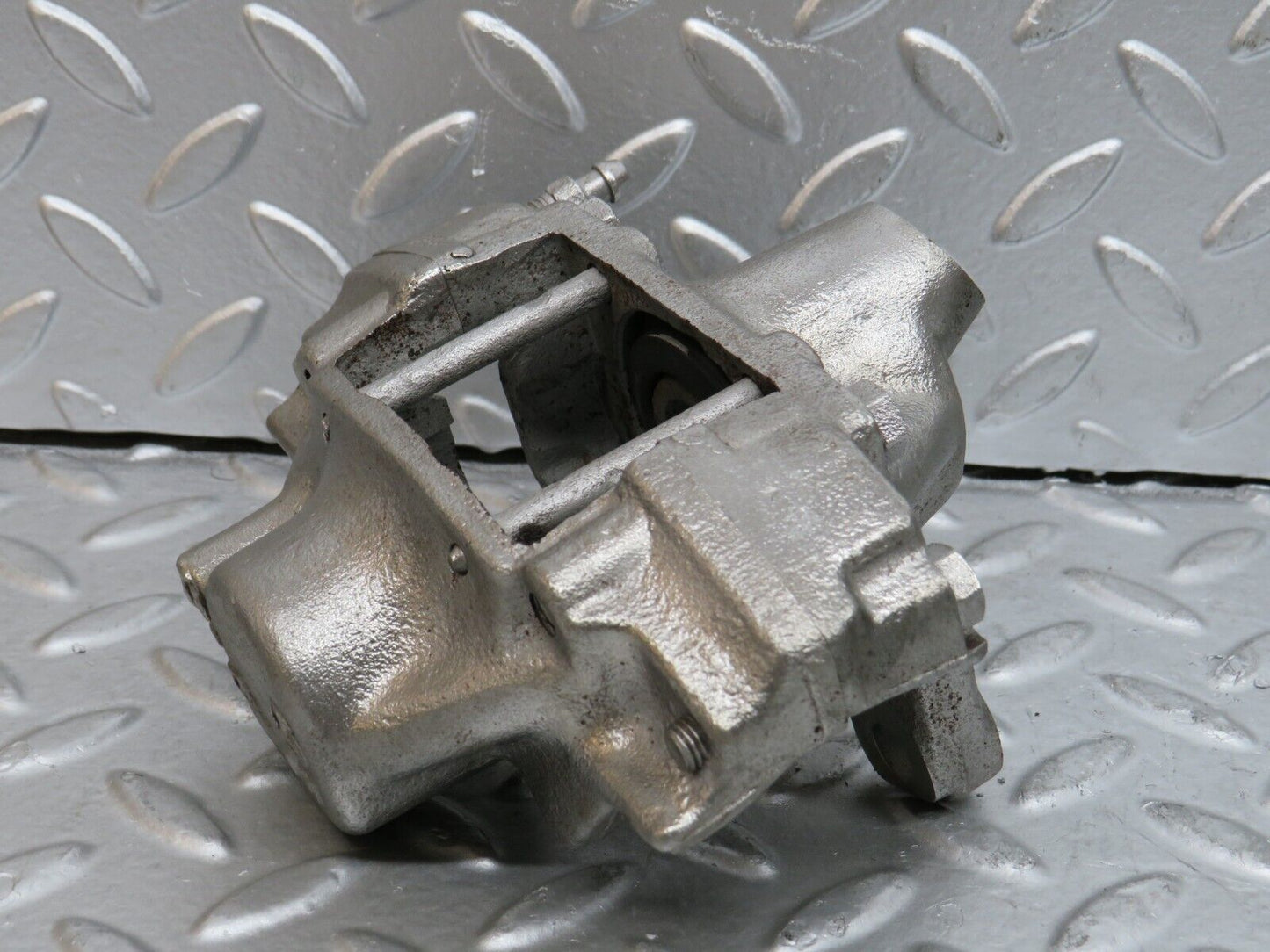 29512 Mercedes-Benz W124 230E Rear Left Brake Caliper Ate