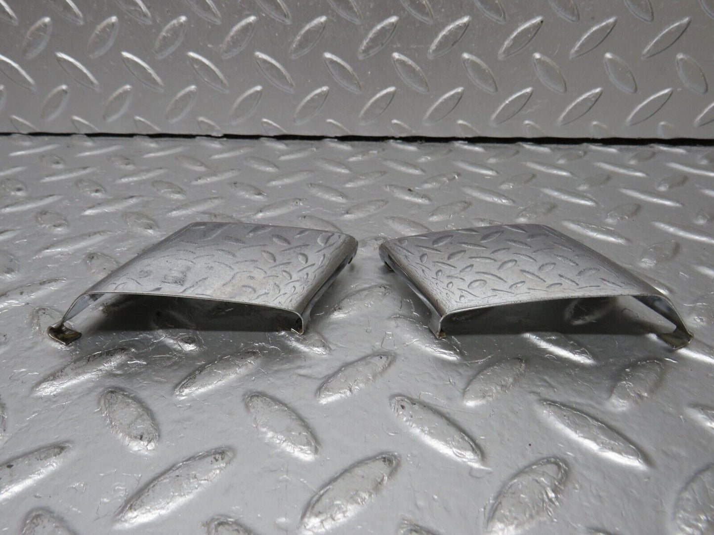 34429 Mercedes-Benz C126 380SEC Coupe Front Bumper Cover Chrome Pair
