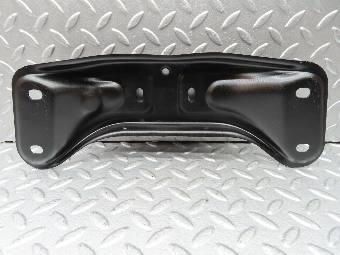 19882 Mercedes-Benz R129 300SL Coupe Gearbox Mount Bracket