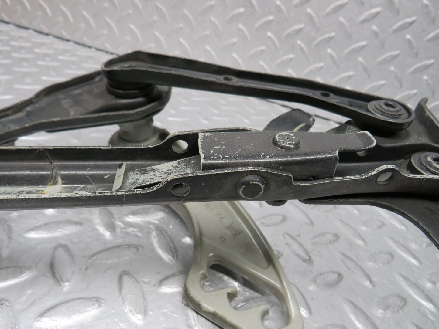 38041 Mercedes-Benz A124 320E Cabriolet Bonnet Hinge Left Side 1298870174