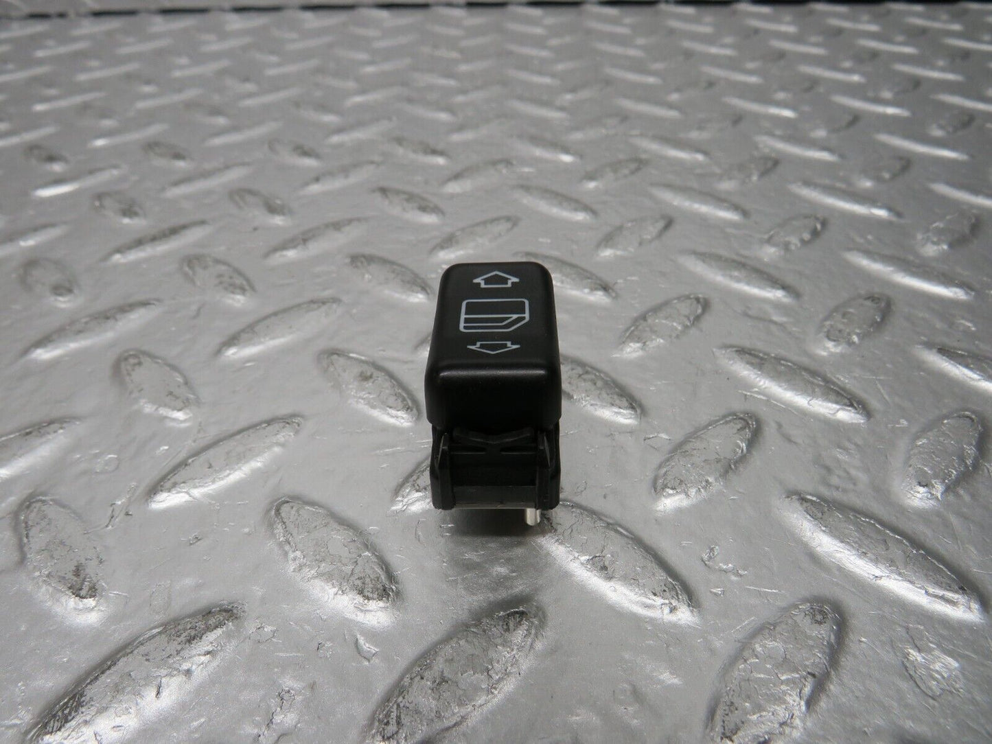 30520 Mercedes-Benz W124 230E Electric Window Switch Left Side 1248209310