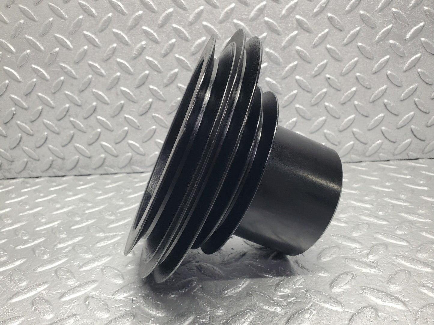 W126 Coupe crankshaft pulley used OEM