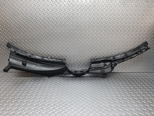 42002 Mercedes-Benz W202 C200 Water Drain 2028300413 2028300613