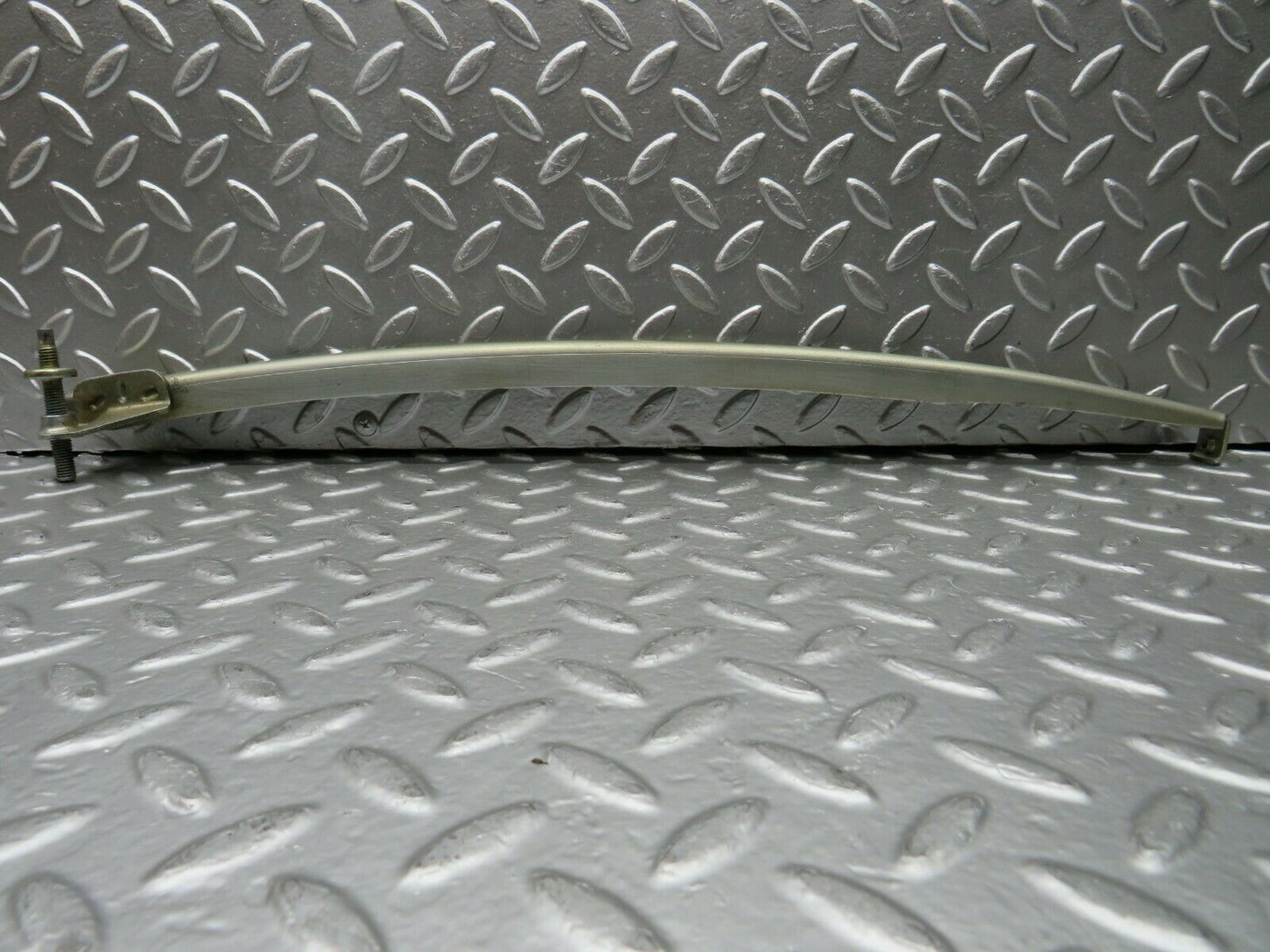 22535 Mercedes-Benz C124 E220 Coupe Left Door Window Channel