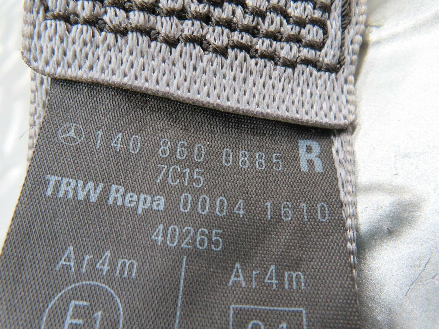 15160 Mercedes-Benz W140 S320 Rear Right Seat Belt 1408600885