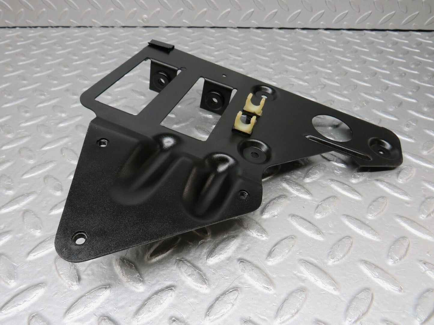 37486 Mercedes-Benz W109 300SEL Sunroof Motor Bracket