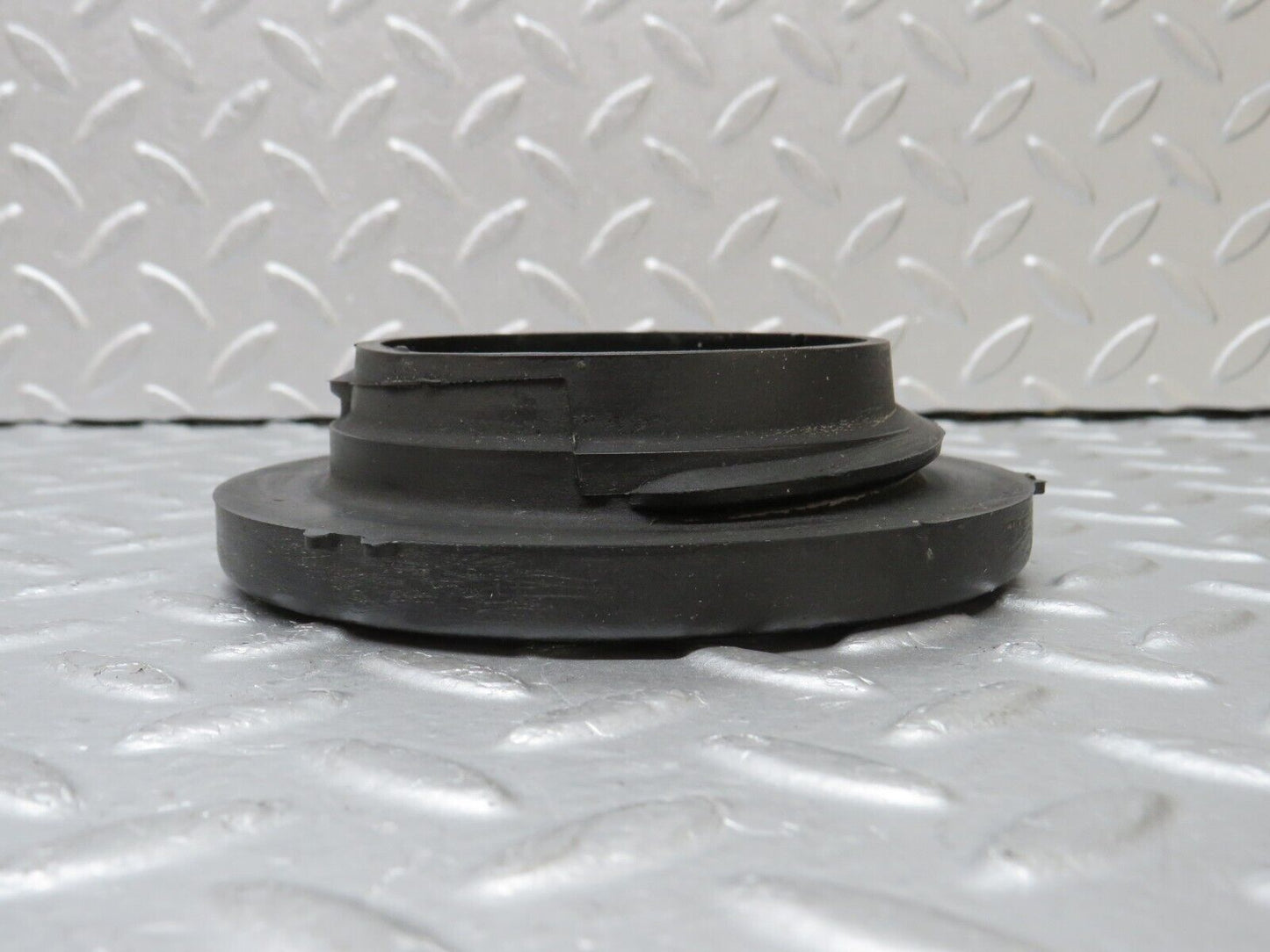 35321 Mercedes-Benz W140 Coil Spring Rubber Mounting 1403210784