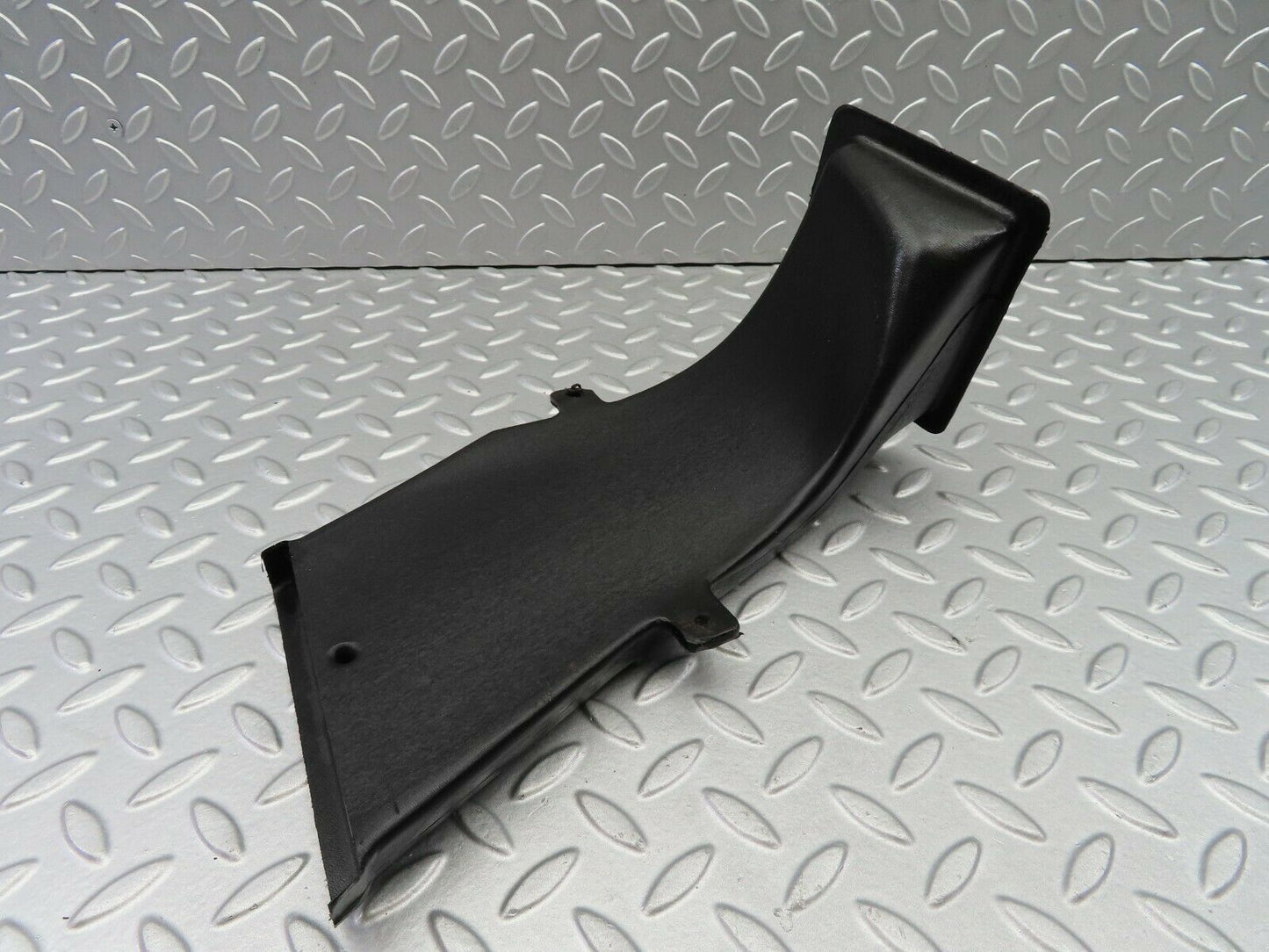 6974 Mercedes-Benz C107 350SLC Coupe Floor Ventillation Duct Right 1078310246