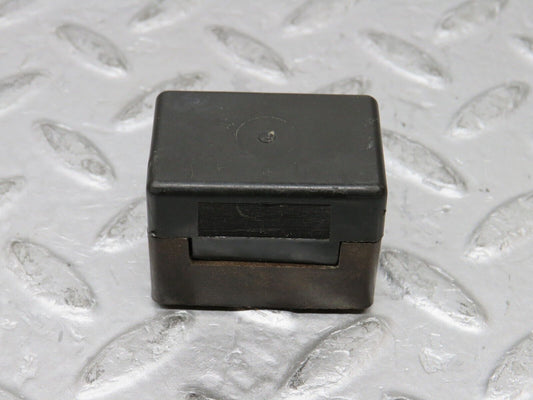 37324 Mercedes-Benz W109 300SEL Fuse Box Connector