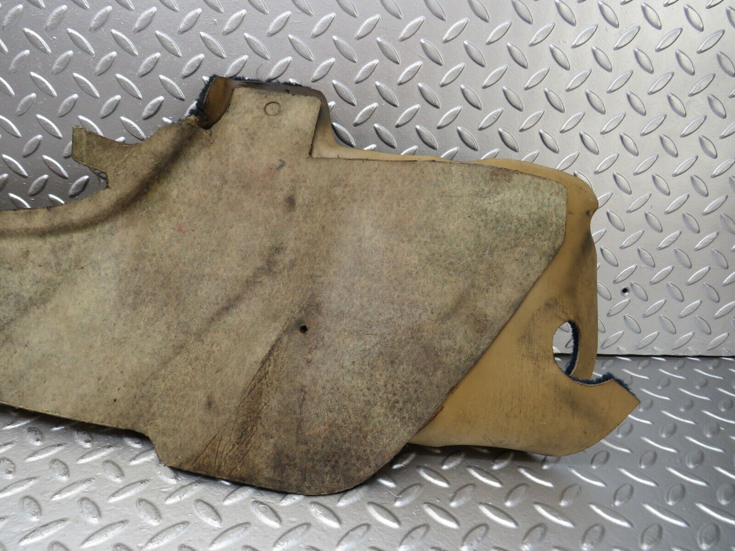 25262 Mercedes-Benz W201 190D Centre Console Carpet Blue Left