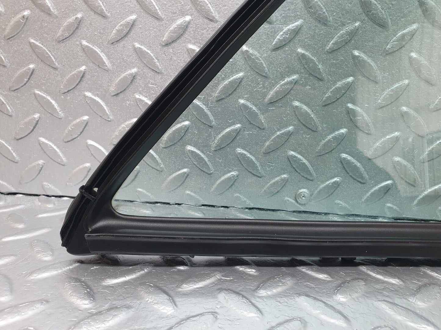 42871 Mercedes-Benz W201 190 2.0L Rear Left Quarter Window Glass 2017350524