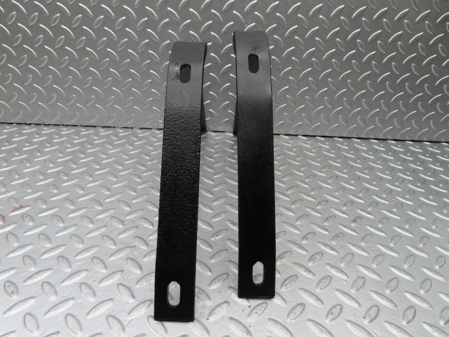 19792 Mercedes-Benz W121 190b Ponton Front Bumper Bracket Holder