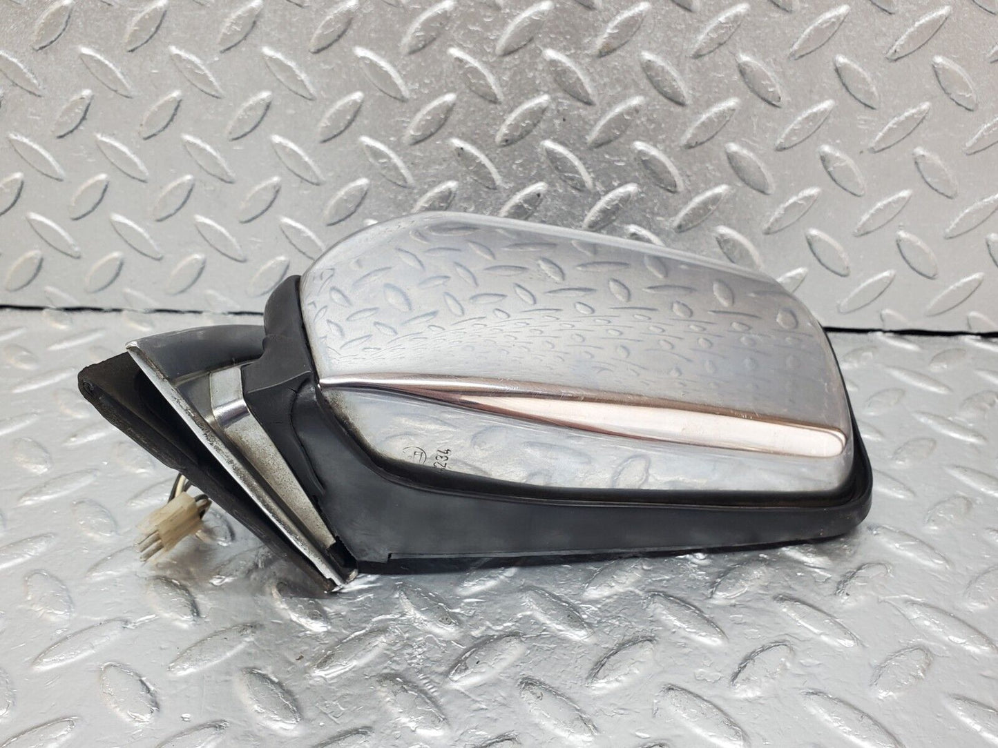 44527 Mercedes-Benz W123 280E Electric Wing Mirror Left 1238111141 1238110541 1238110361