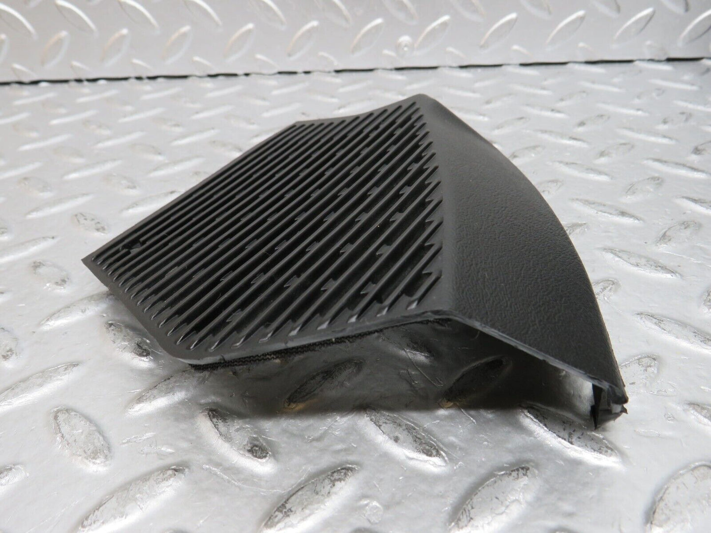 29855 Mercedes-Benz W123 230E Dashboard Speaker Covers 1236802707 1236802807
