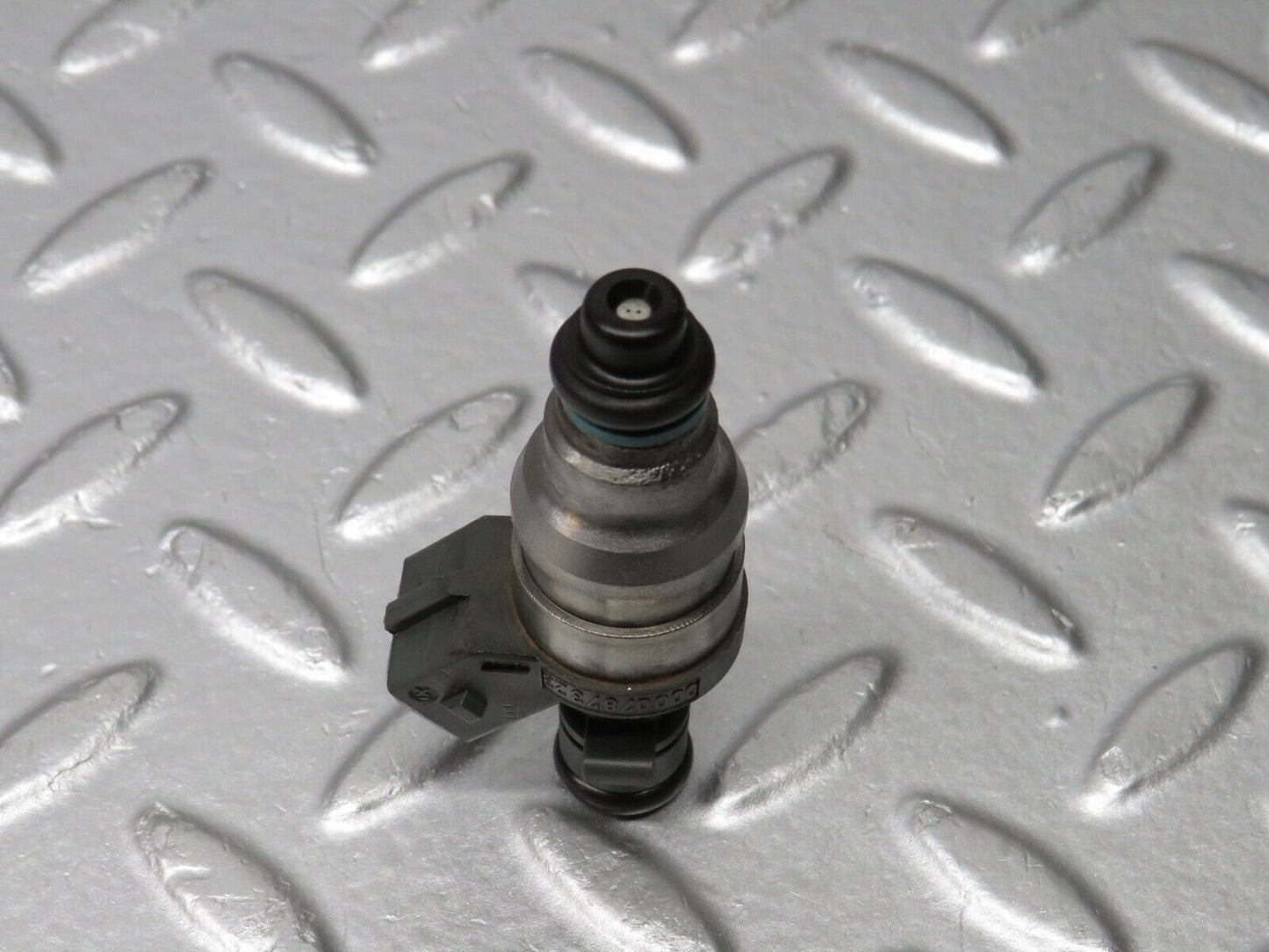 39420 Mercedes-Benz R129 320SL Coupe Fuel Injector Bosch 0000787323 0280155209