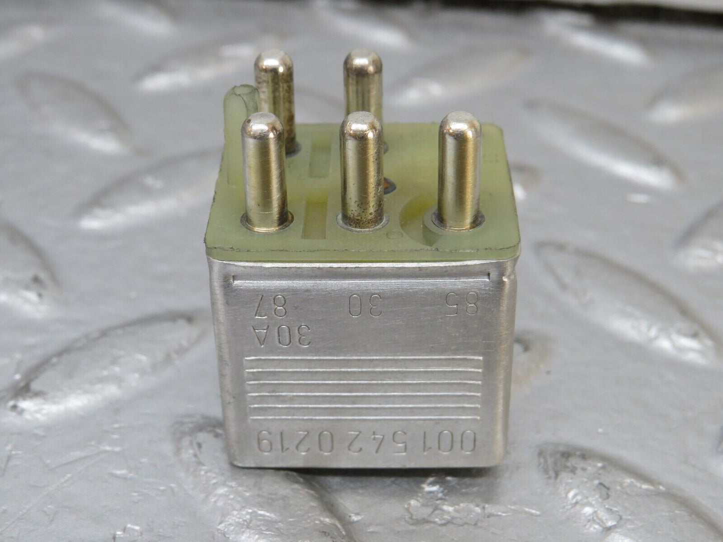 34447 Mercedes-Benz C126 380SEC Coupe Multi Purpose Relay 0015420219