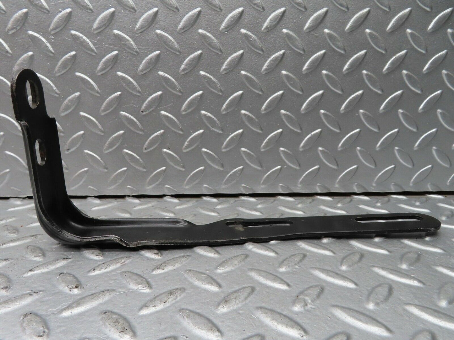 21400 Mercedes-Benz R129 300SL Coupe Exhaust Bracket