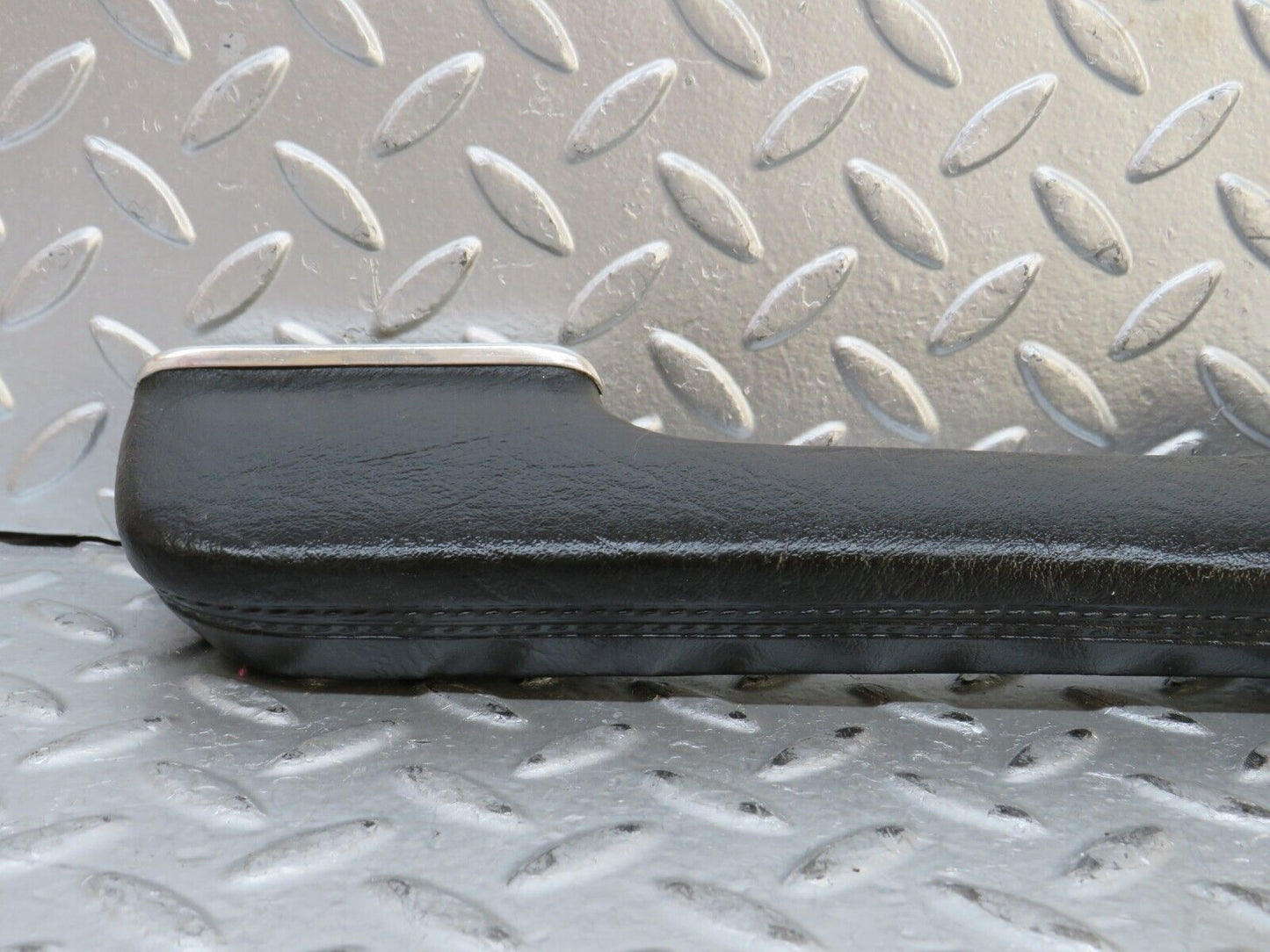 28260 Mercedes-Benz S123 240D Wagon Interior Door Handle Front Left Black