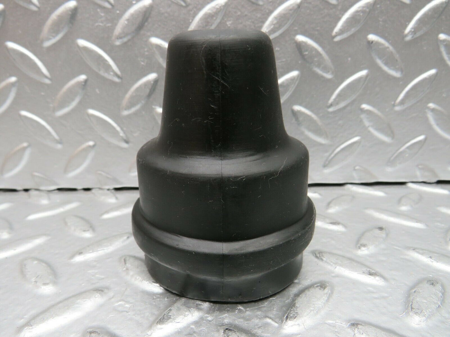 24054 Mercedes-Benz W123 280E Ignition Coil Protective Cap 0001581785