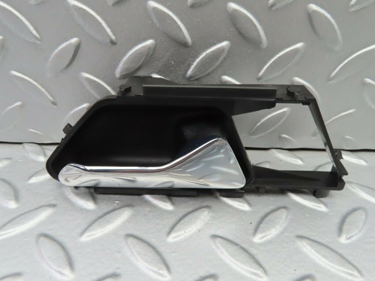 6446 Mercedes-Benz S124 E220 Wagon Interior Door Handle Right Side 1247600261