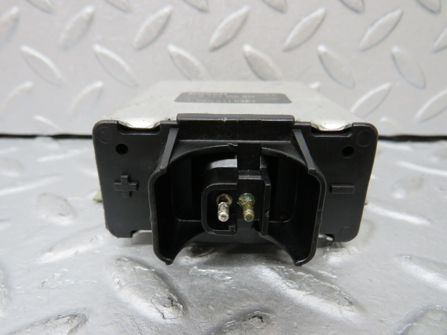 36967 Mercedes-Benz C126 420SEC Coupe Seat Belt Control Unit Bosch 0285100014