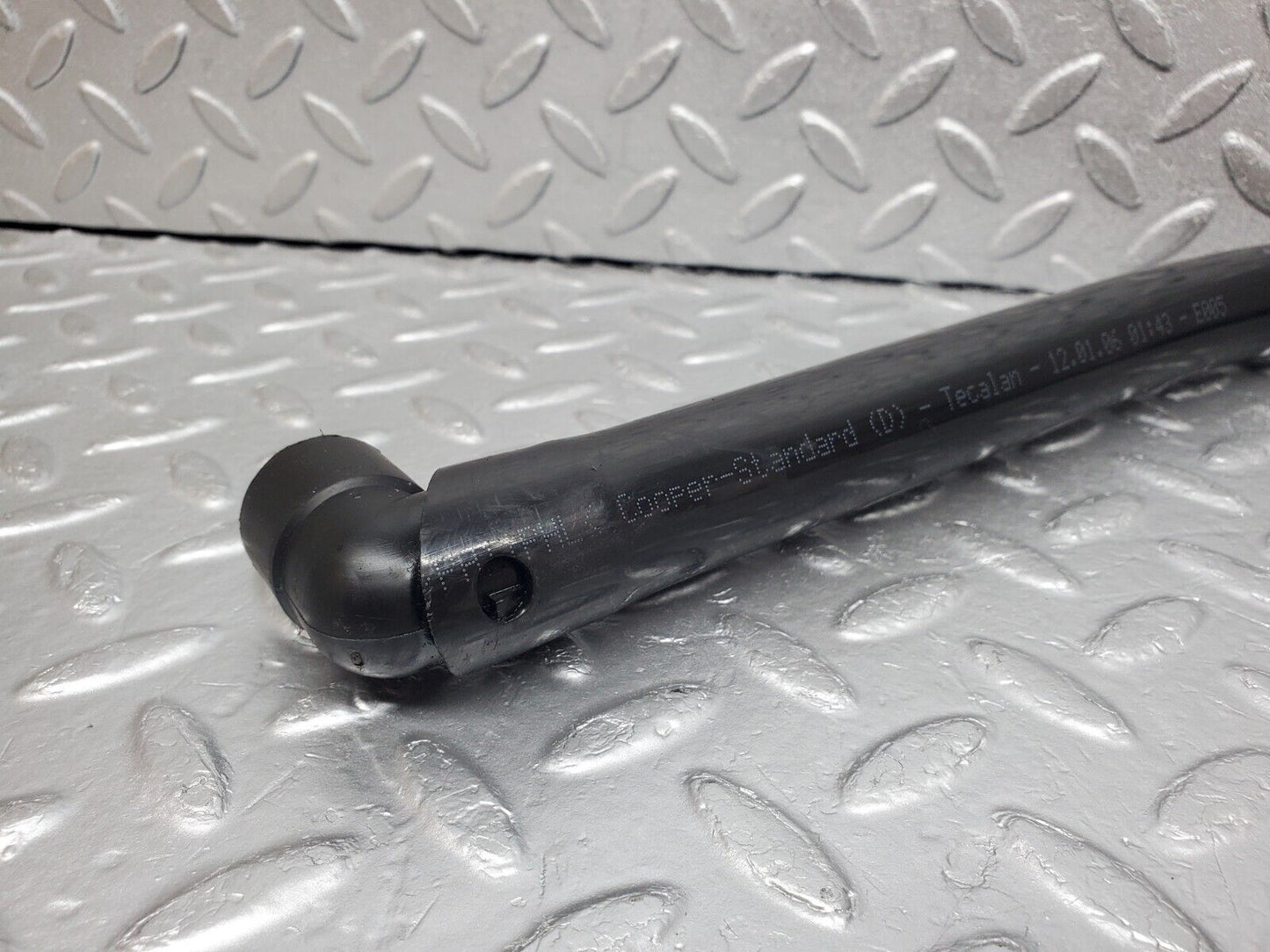 45447 Mercedes-Benz 280E M110.988 Engine Oil Return Hose Pipe