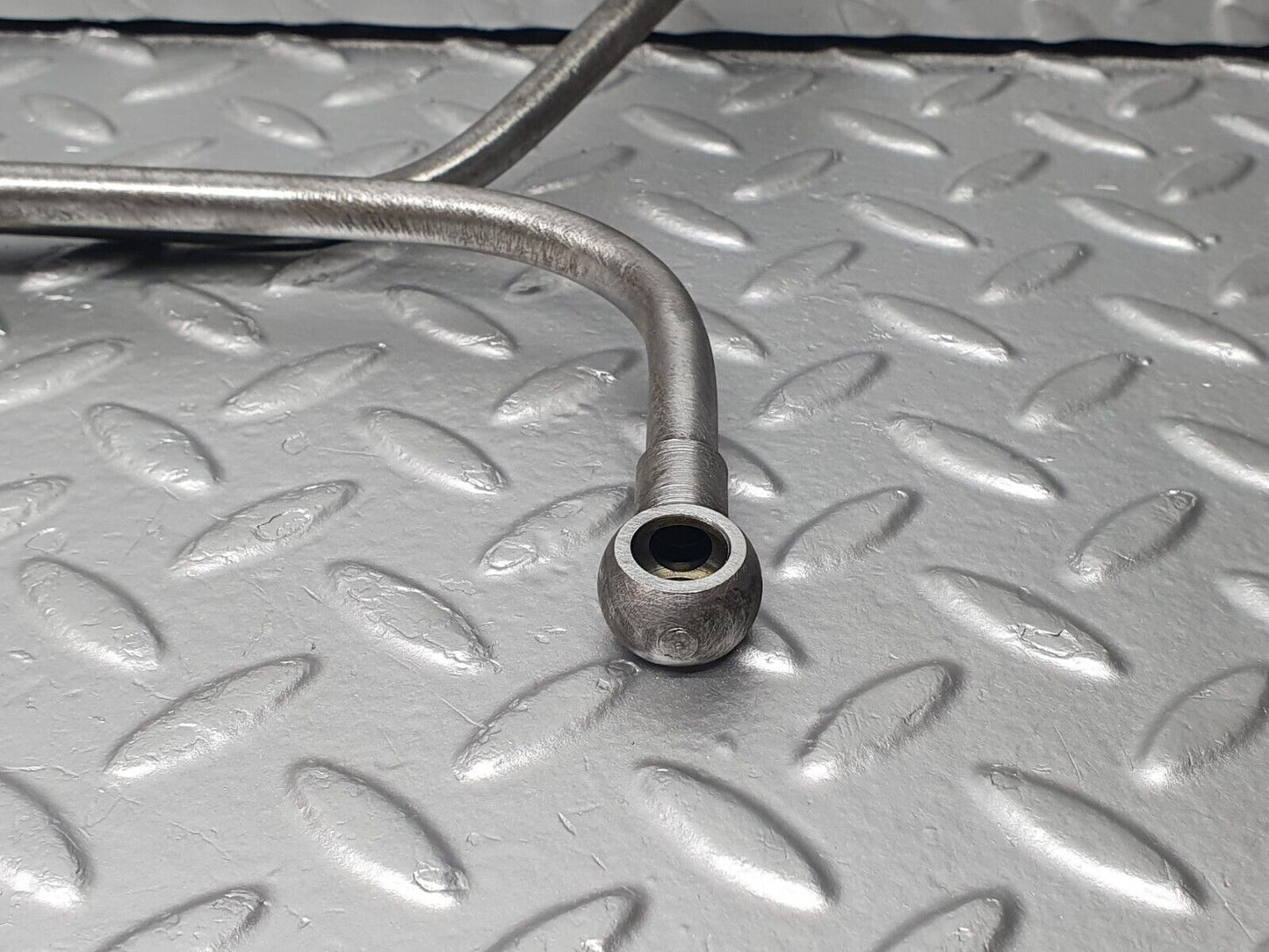 40741 Mercedes-Benz W123 300D Gearbox Oil Pipe