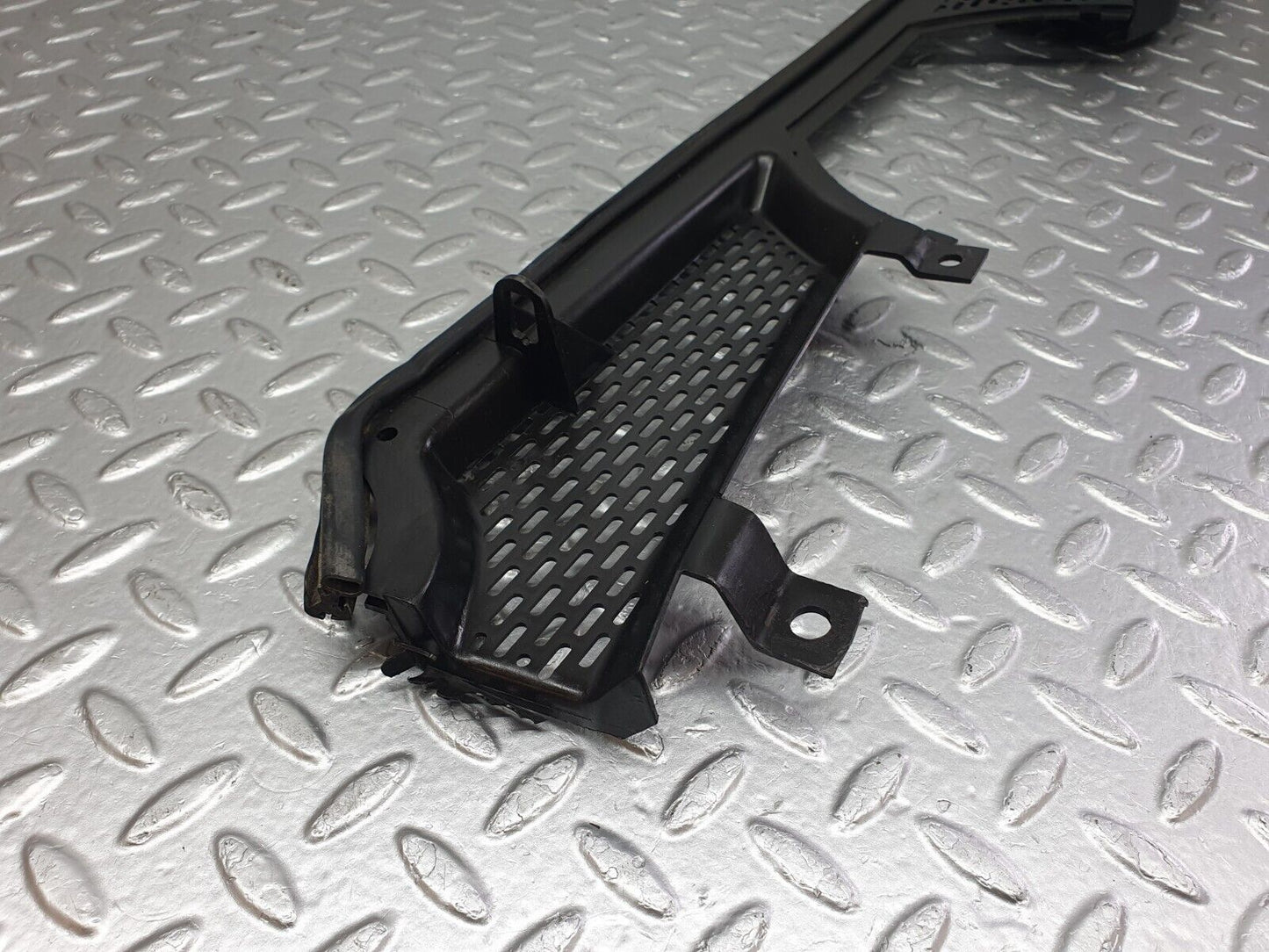 42589 Mercedes-Benz R129 320SL Coupe Windscreen Wiper Motor Cover Panel