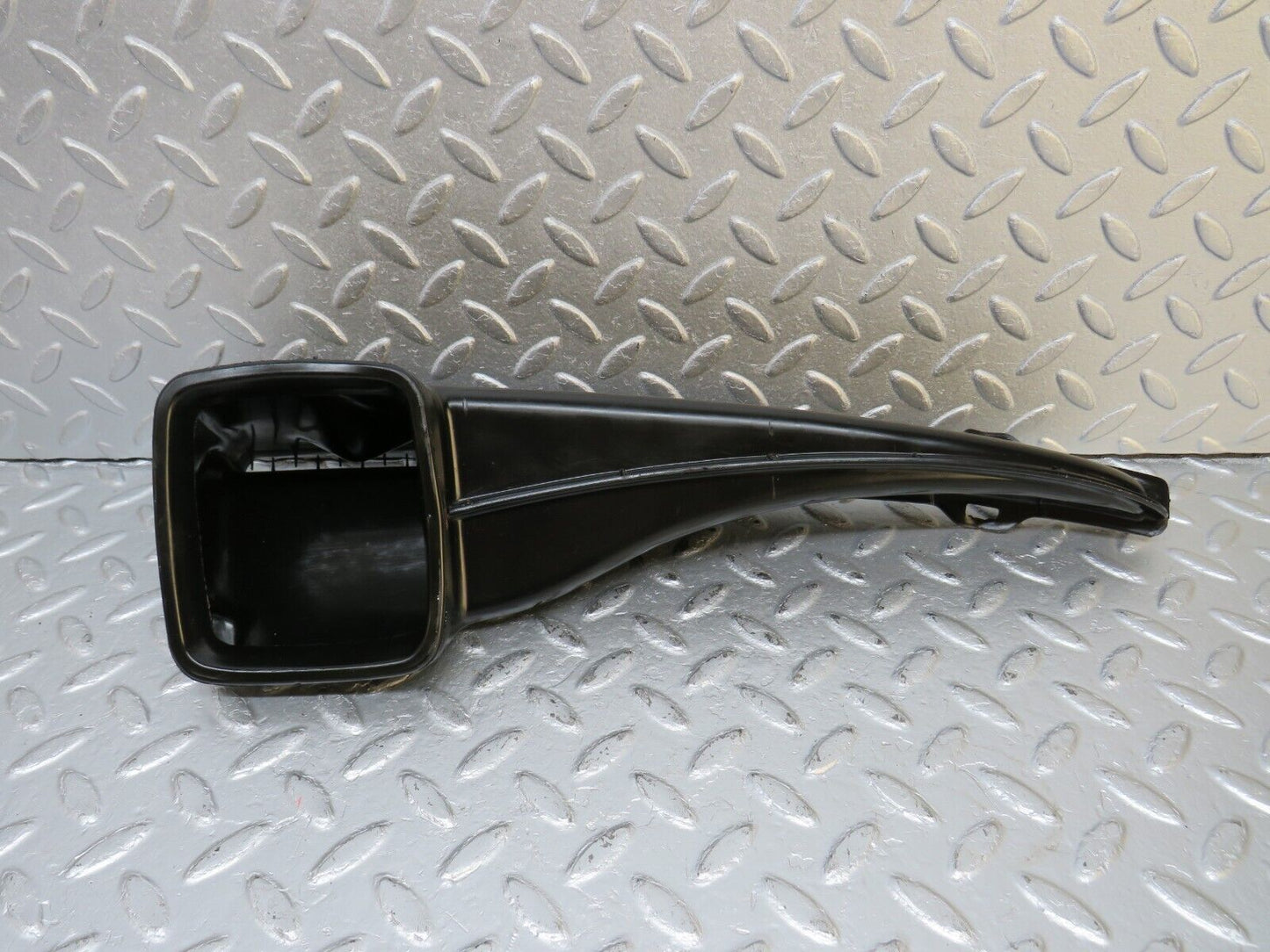 40550 Mercedes-Benz W123 300D Air Duct Vent Pair 1238300219 1238300119