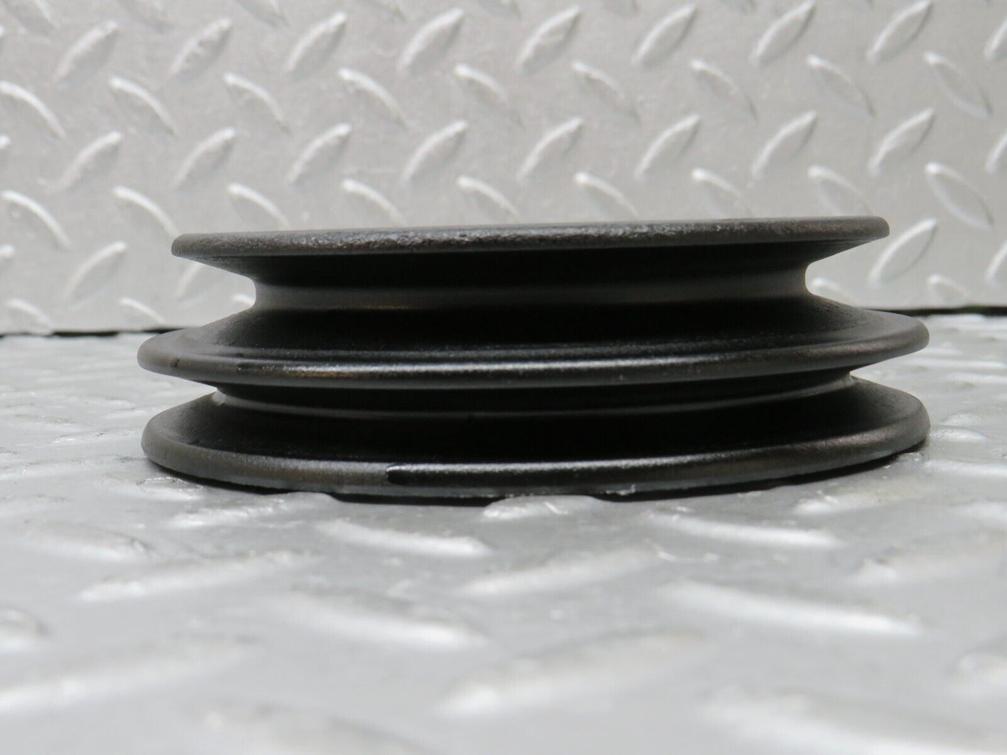 35469 Mercedes-Benz R107 280SL Crankshaft Pulley 1230320004