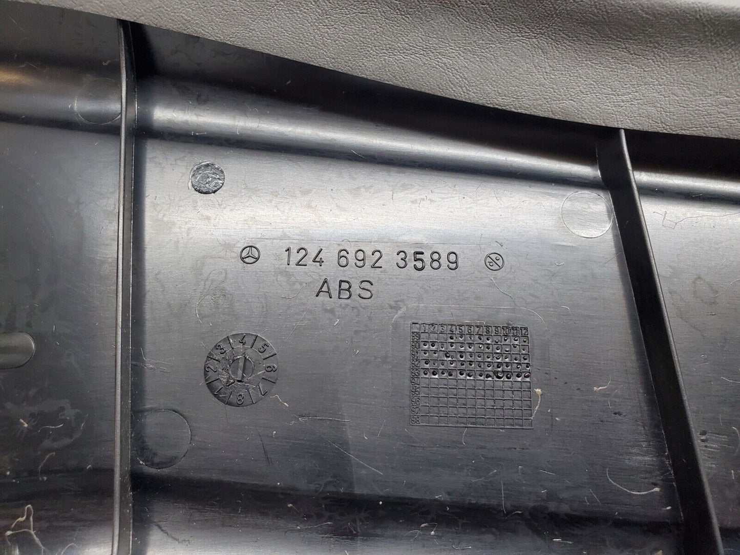 44578 Mercedes-Benz W124 220E B Pillar Cover Left Side Grey 1246923589
