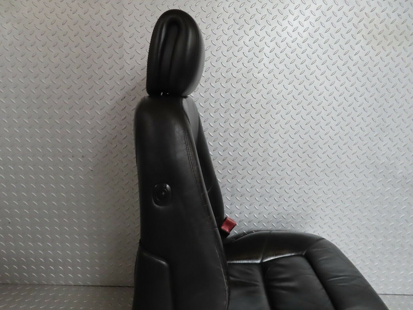 19410 Mercedes-Benz C140 CL420 Coupe Front Right Seat Black Leather