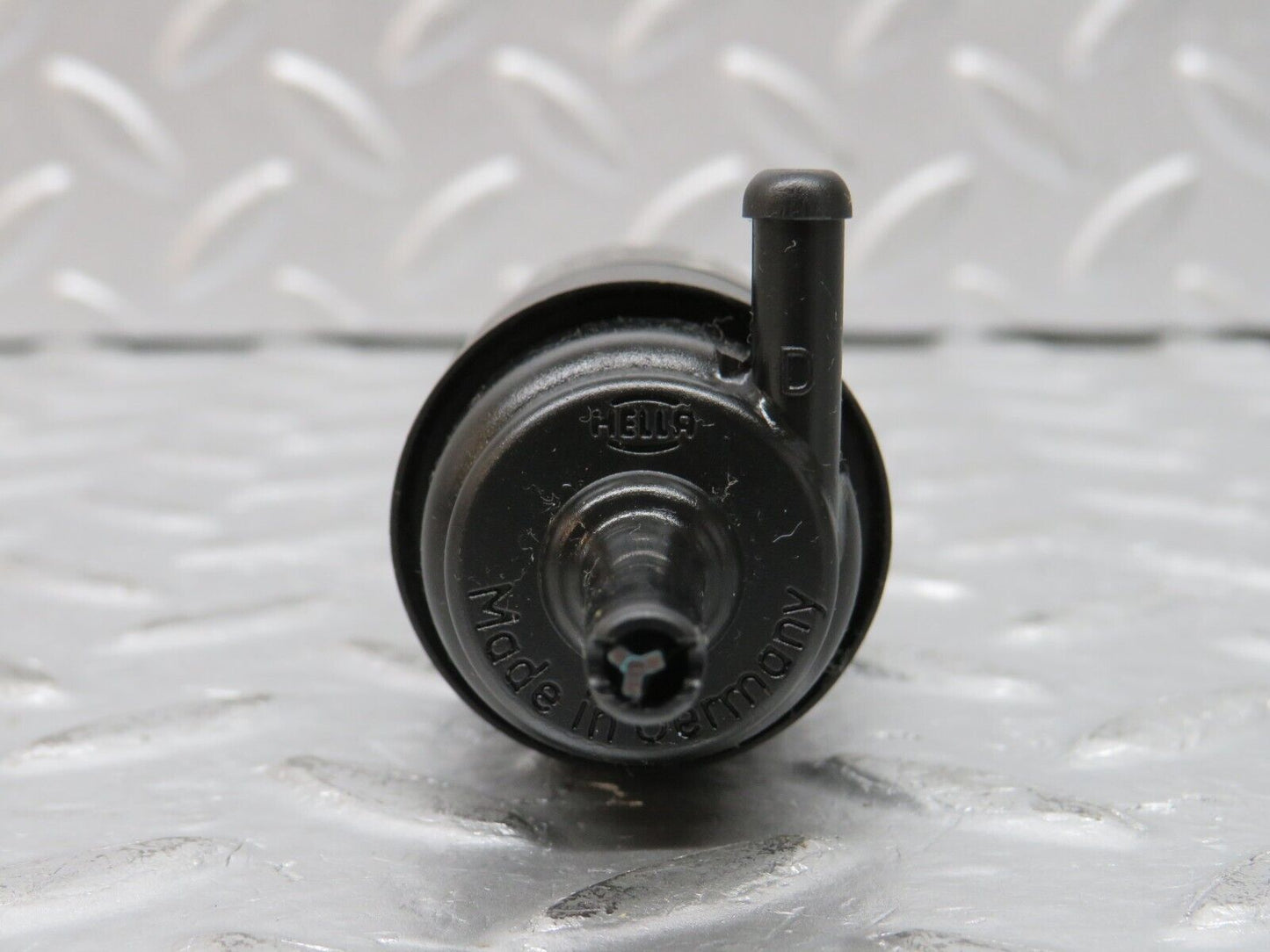 32390 Mercedes-Benz S124 300TE Wagon Windscreen Washer Pump Hella 1248690221