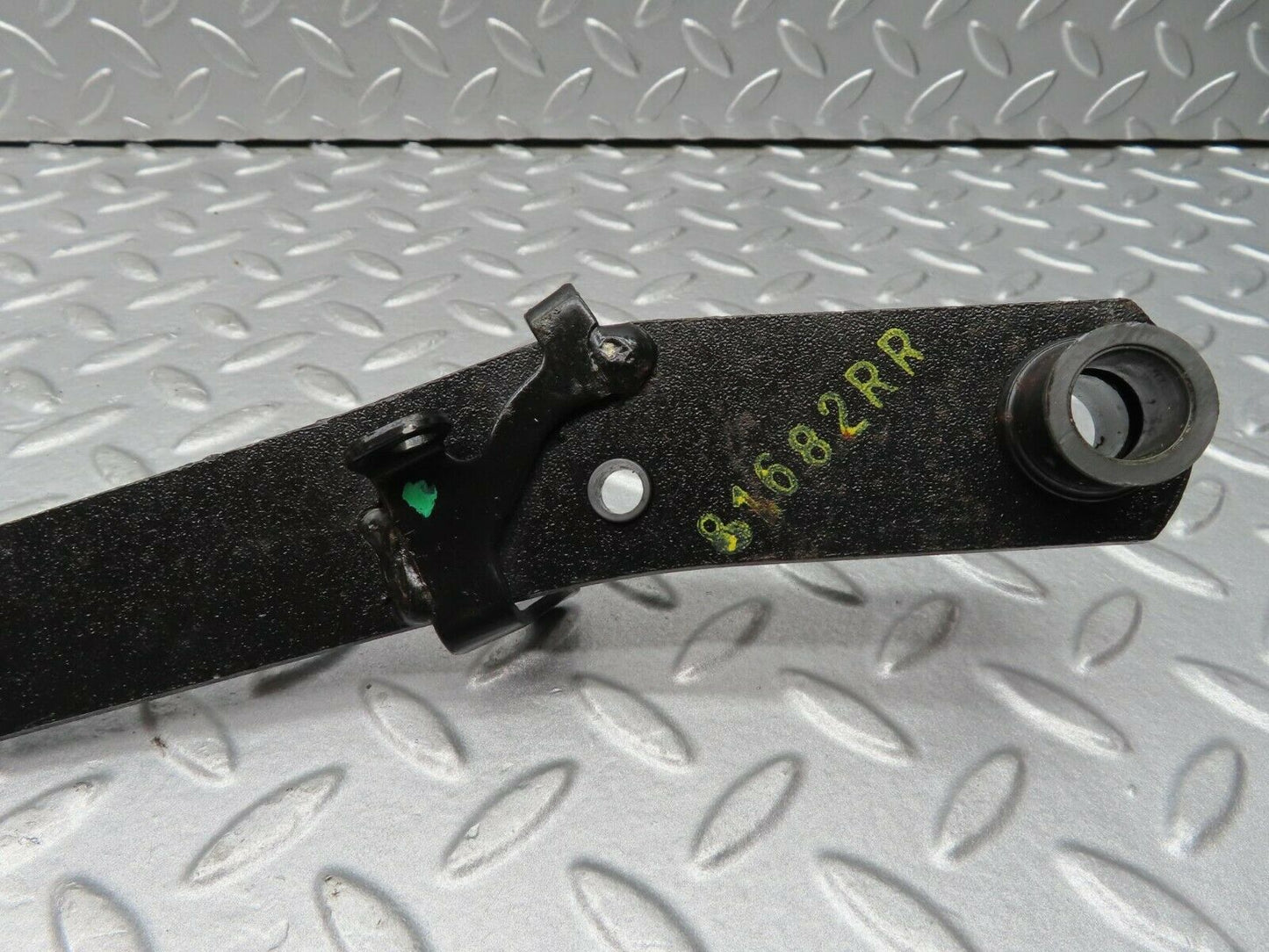 16362 Mercedes-Benz W124 260E Brake Pedal With Rubber 1232910082