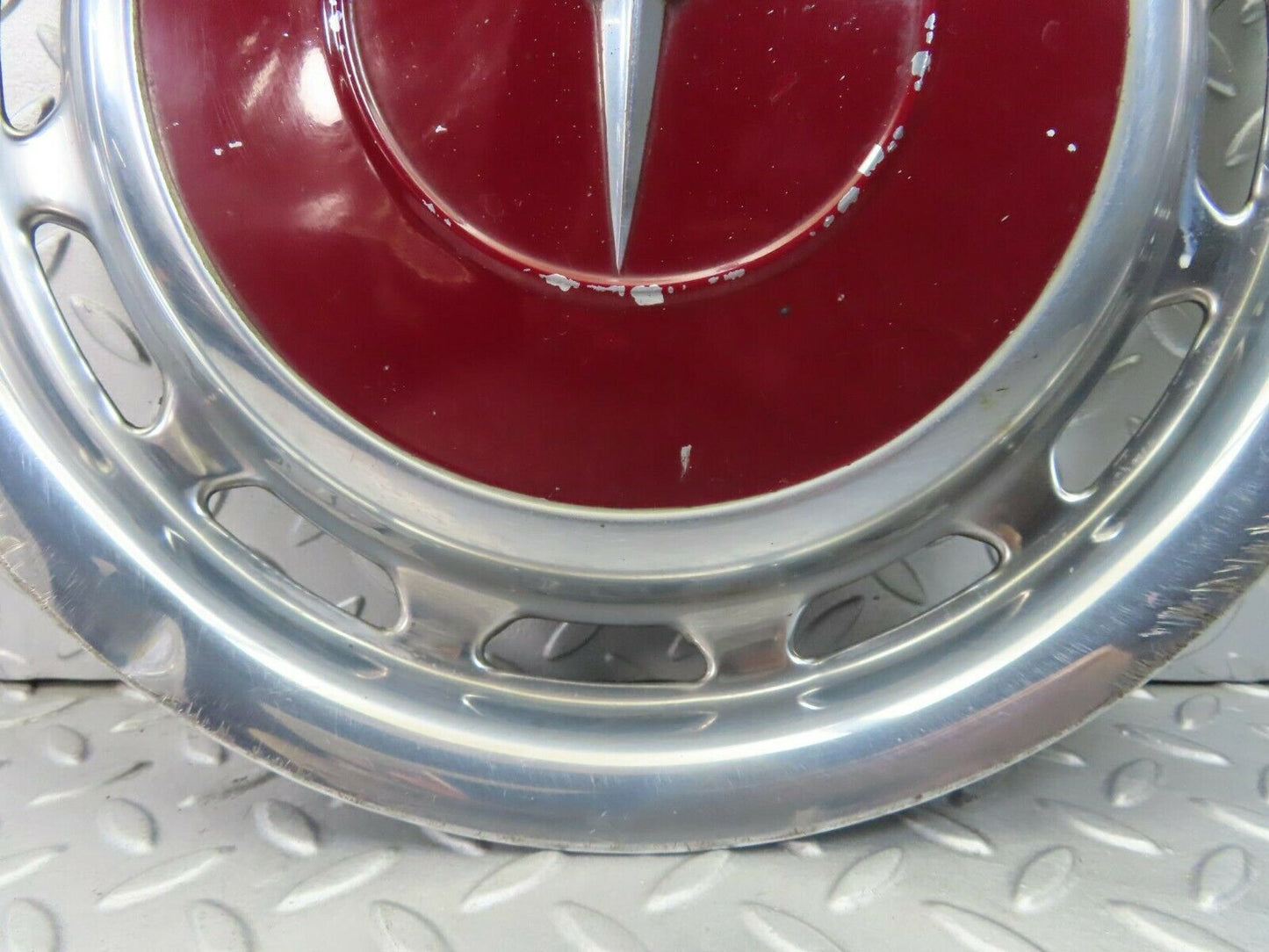 8388 Mercedes-Benz Vintage Wheel Trim Hub Cap 14