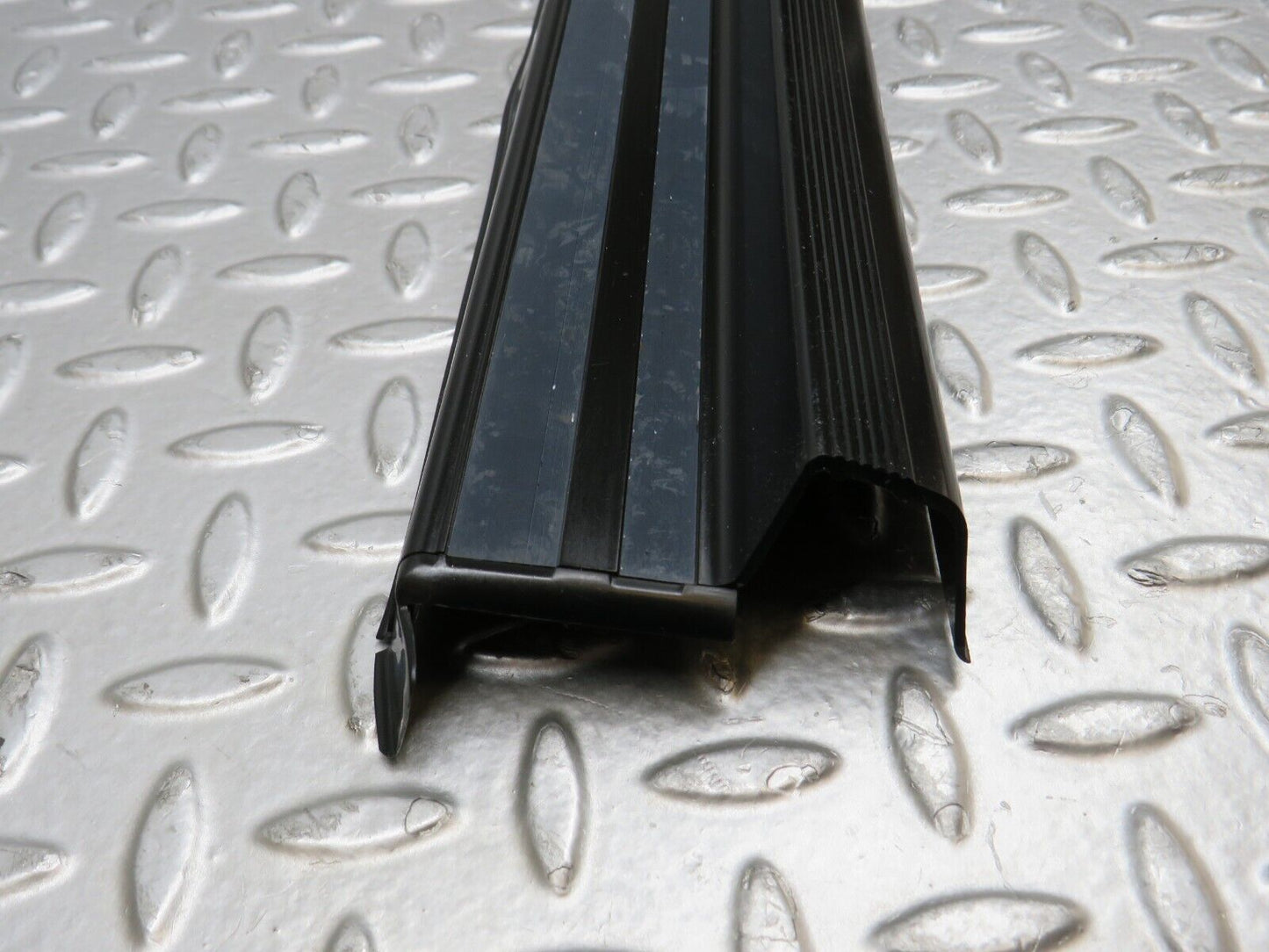 37867 Mercedes-Benz A124 320E Cabriolet Right Door Sill Trim Black