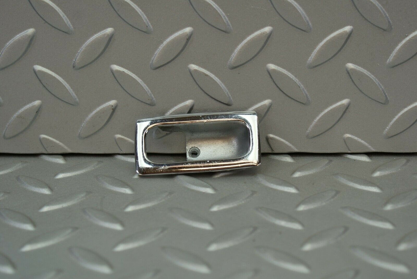 3036 Mercedes-Benz C123 280CE Coupe Door Lock Handle Surround Chrome