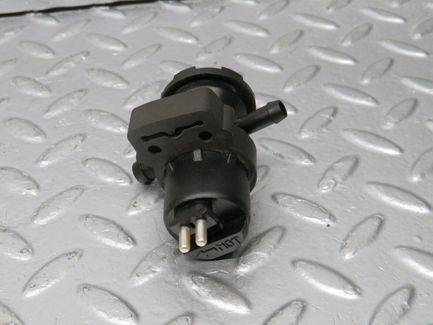 39715 Mercedes-Benz R129 320SL Coupe Fuel Regeneration Valve 0011409960