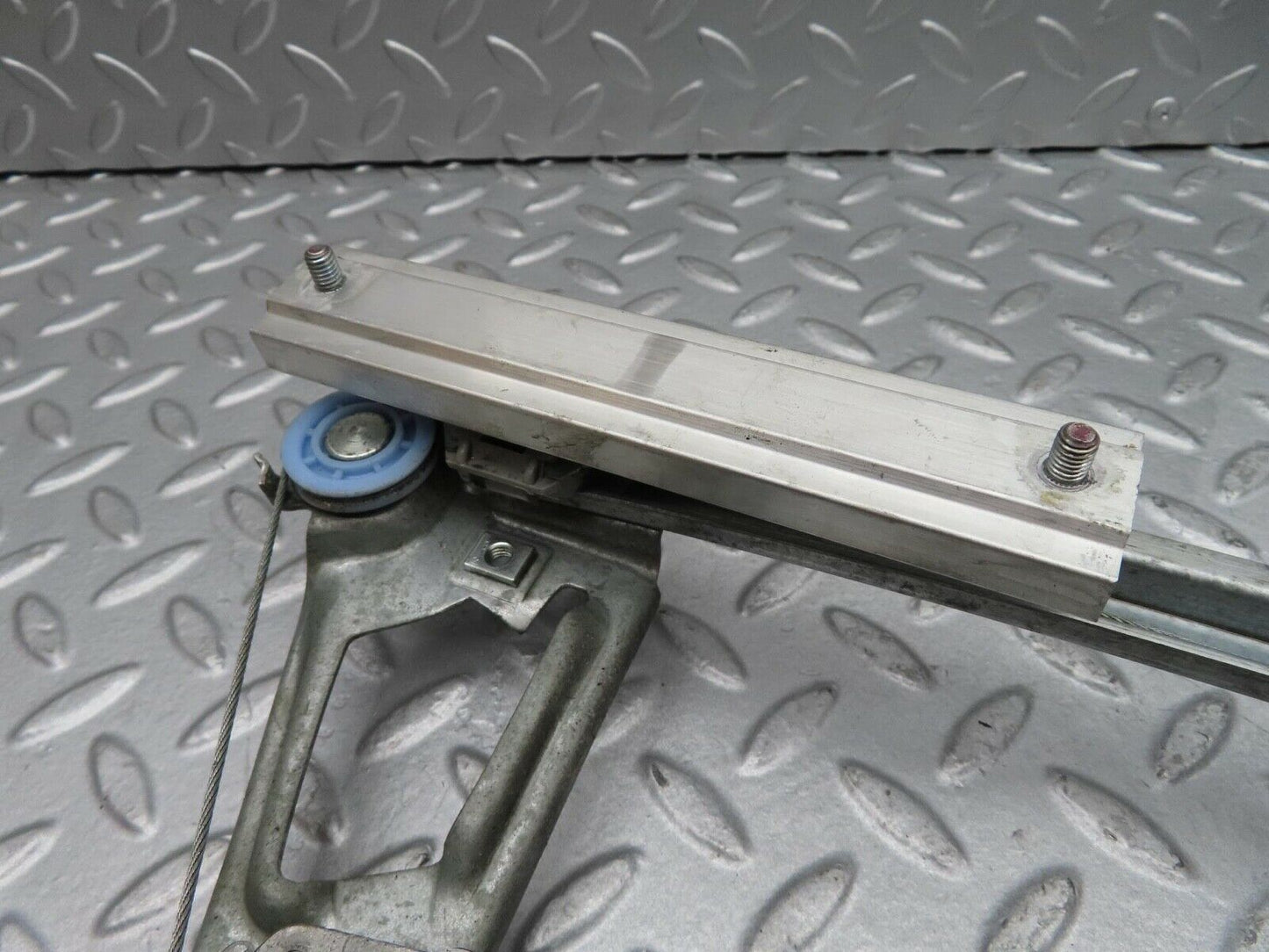 16257 Mercedes-Benz W124 260E Rear Left Power Window Regulator With Motor