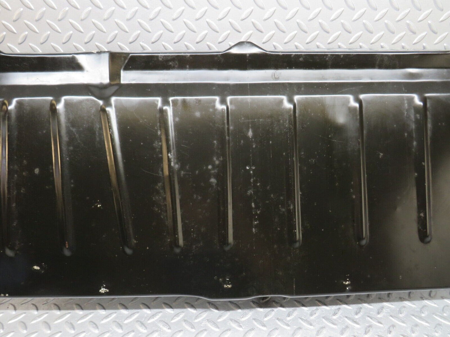 37125 Mercedes-Benz C126 420SEC Coupe Fuel Tank Cover Plate