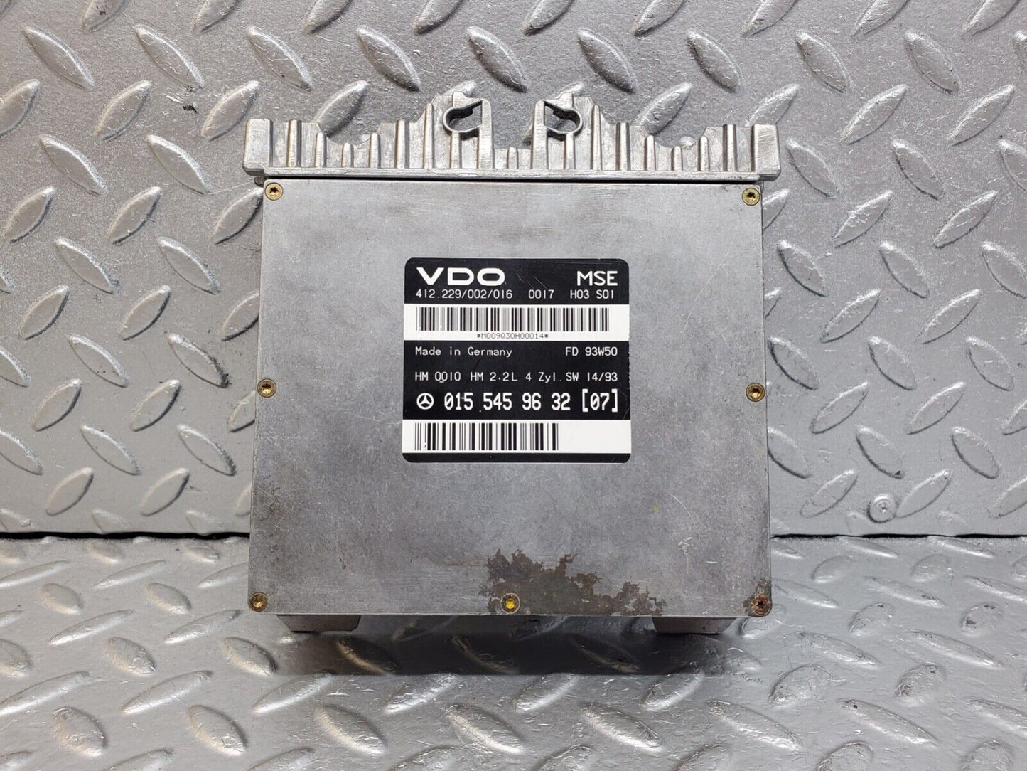 44626 Mercedes-Benz W124 220E Engine Control Unit VDO 0155459632