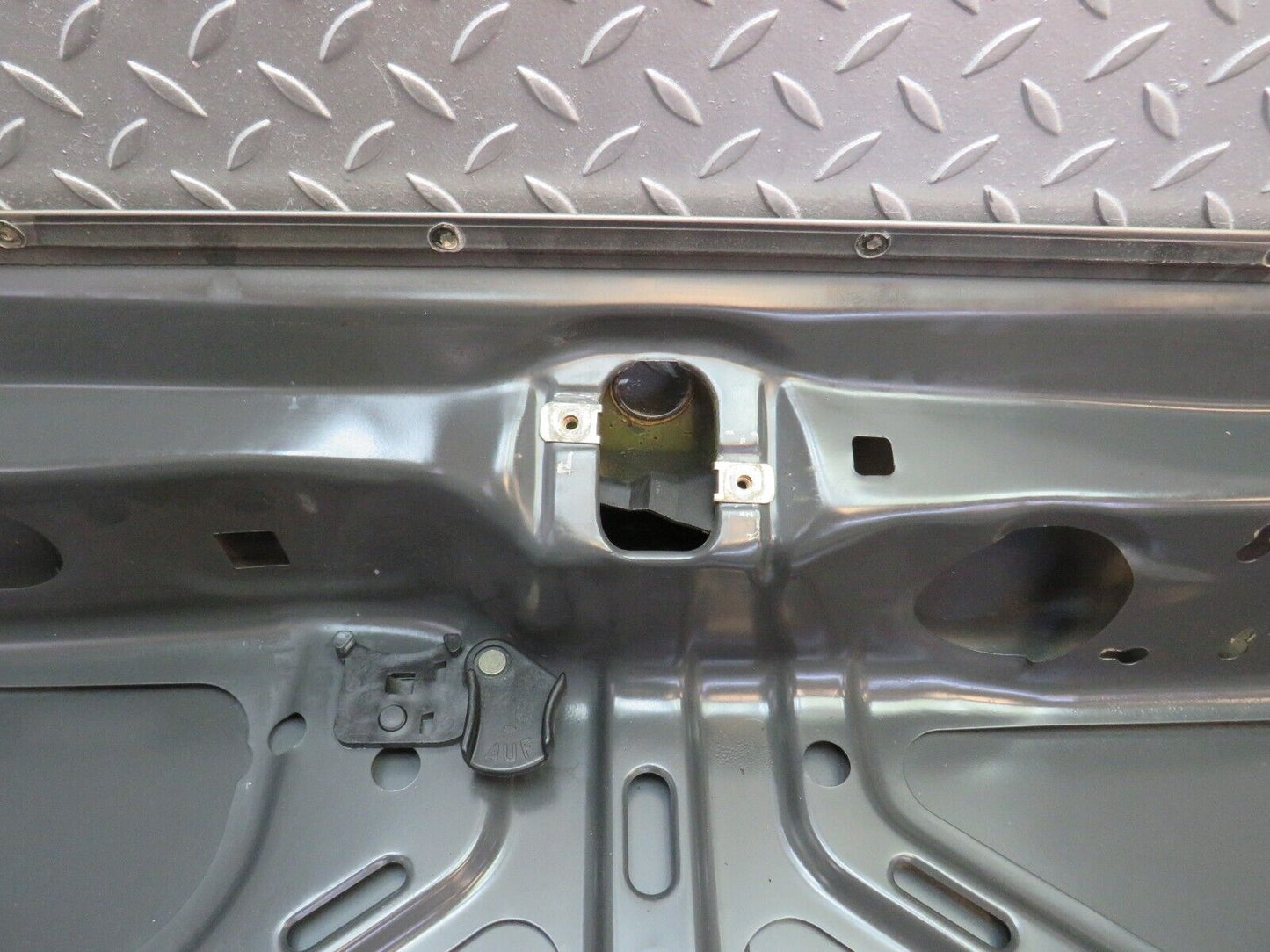 36762 Mercedes-Benz W201 190E 2.0L Boot Lid Trunk Door