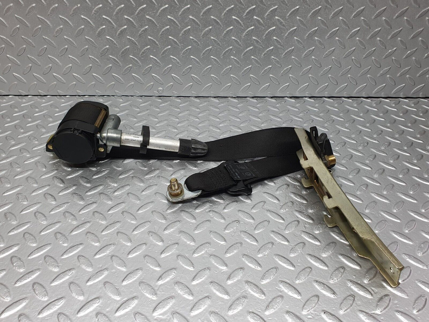 41695 Mercedes-Benz W124 200E Front Left Seat Belt With Buckle 1248603985 1268580011 1248600169
