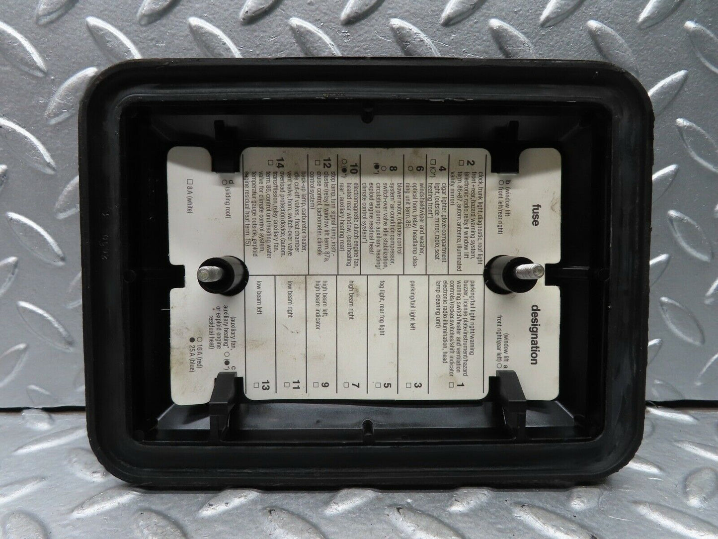 21191 Mercedes-Benz W123 230E Fuse Box Lid 1235400082