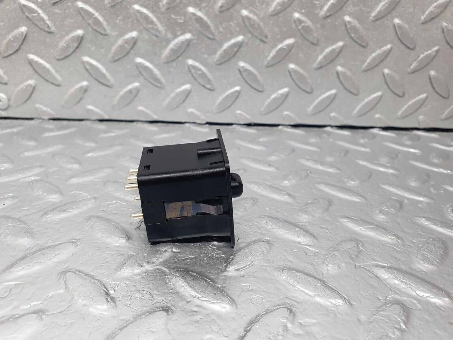 43546 Mercedes-Benz C126 380SEC Coupe Electric Mirror Adjust Switch 1268200810
