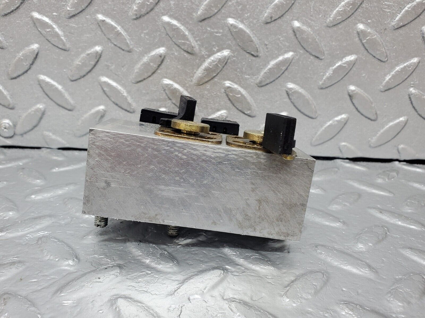 44976 Mercedes-Benz R129 300SL Coupe Roof Hydraulic Valve Block 1298001078